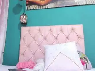 Tinnaflirt1  live sex cam