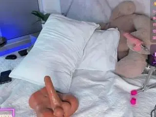 Ashley-owenns  live sex cam