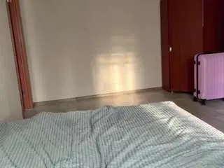 Bobbimaestas  live sex cam