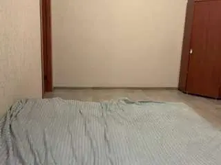Bobbimaestas  live sex cam