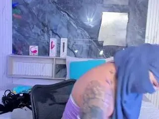 Melanyqueen  live sex cam