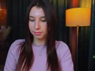 Mishel-shy  live sex cam