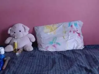 Roochelle  live sex cam