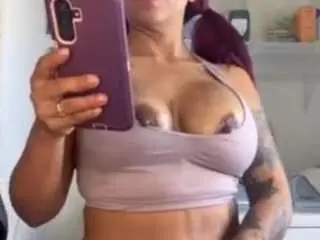 Victoria-chicas  live sex cam