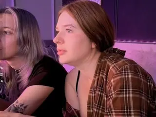 2giirls1cam  live sex cam
