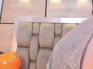 Alysonn-tovarr  live sex cam