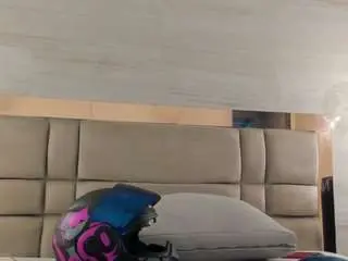 Bella-novoaa  live sex cam