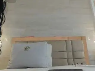 Bella-novoaa  live sex cam