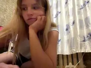 Carlenatopete  live sex cam
