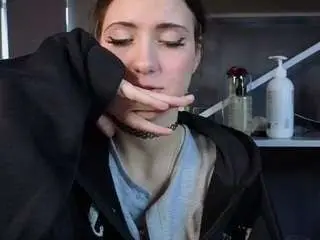 Lovergirlforme  live sex cam