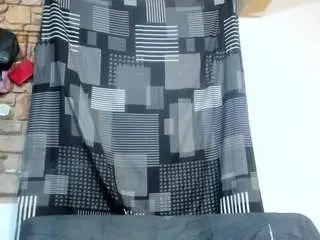 Miiaponss  live sex cam