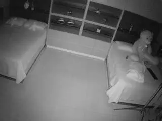 Voyeurcam-casa-salsa-versus-room  live sex cam