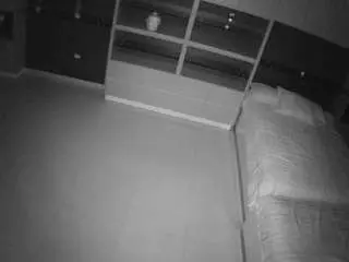Voyeurcam-casa-salsa-versus-room  live sex cam