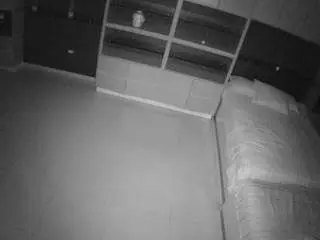Voyeurcam-casa-salsa-versus-room  live sex cam