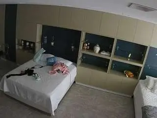 Voyeurcam-casa-salsa-versus-room  live sex cam