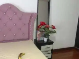 Eimyrossyx  live sex cam