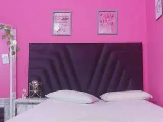 Beautifultattoogirl  live sex cam