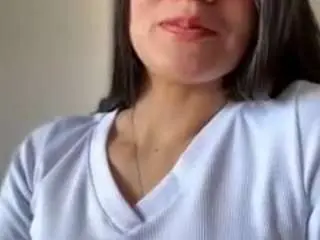Charlotte5  live sex cam