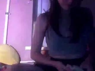 Loreenhalladay  live sex cam