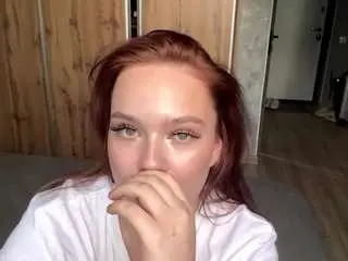 Annemarieholderby  live sex cam