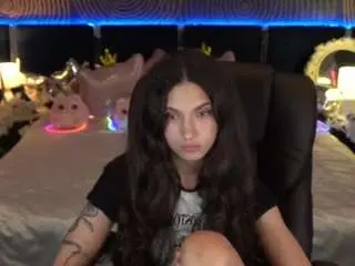 Babyflowerss  live sex cam