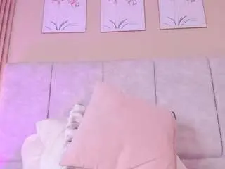 Cherlynn  live sex cam
