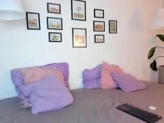 Jenn-brownn  live sex cam