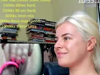 Misslolaa  live sex cam