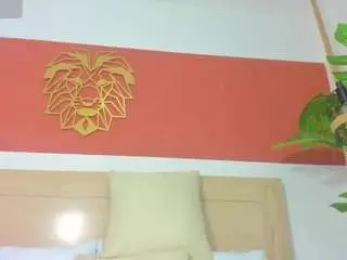 Nayla-thompson  live sex cam