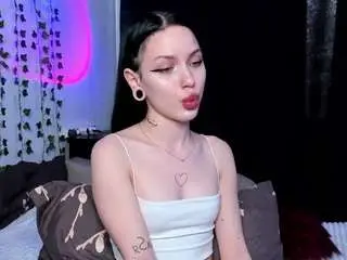 Theivyvibe  live sex cam