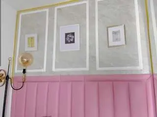 Hollyhendriix  live sex cam