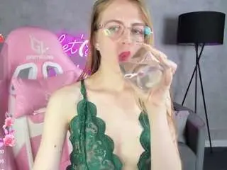 Joann-shermann  live sex cam