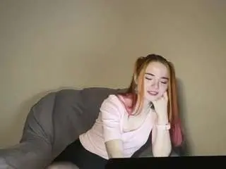 Lucillacerchia  live sex cam