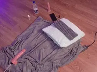 Emmasexxy  live sex cam