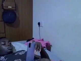 Sweet-roxxy  live sex cam