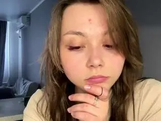 Yuonnekipka  live sex cam