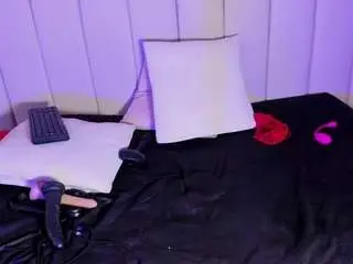 Elasalvatore  live sex cam