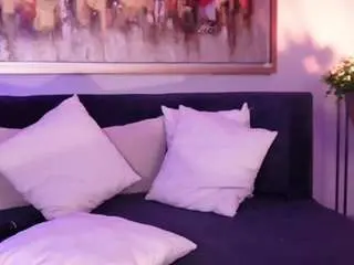 Juliettemoreau  live sex cam