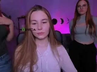 Luna-veyra  live sex cam