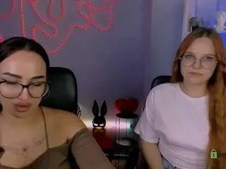 Luna-veyra  live sex cam