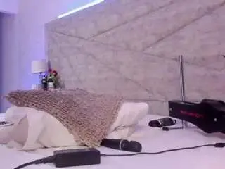 Roussweet  live sex cam