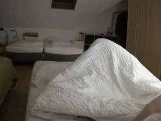 Voyeurcam-julmodels-bed-1  live sex cam