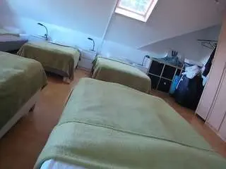 Voyeurcam-julmodels-bed-1  live sex cam