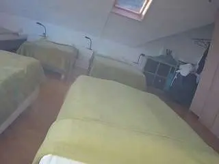 Voyeurcam-julmodels-bed-1  live sex cam