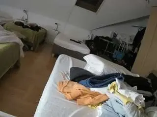 Voyeurcam-julmodels-bed-1  live sex cam