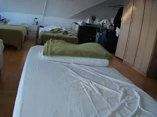 Voyeurcam-julmodels-bed-1  live sex cam