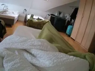 Voyeurcam-julmodels-bed-1  live sex cam