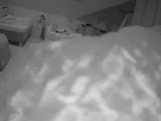 Voyeurcam-julmodels-bed-1  live sex cam