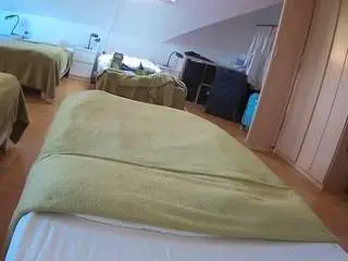 Voyeurcam-julmodels-bed-1  live sex cam