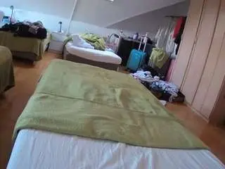 Voyeurcam-julmodels-bed-1  live sex cam
